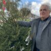 Le maire d’Harcy, Joël Richard, offre cette année encore un sapin aux habitants du village