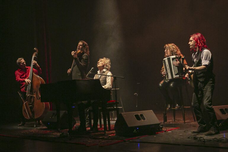 Barzingault et ses musiciens en scène