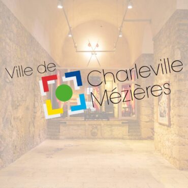 Bannière sur les musées de Charleville-Mézières