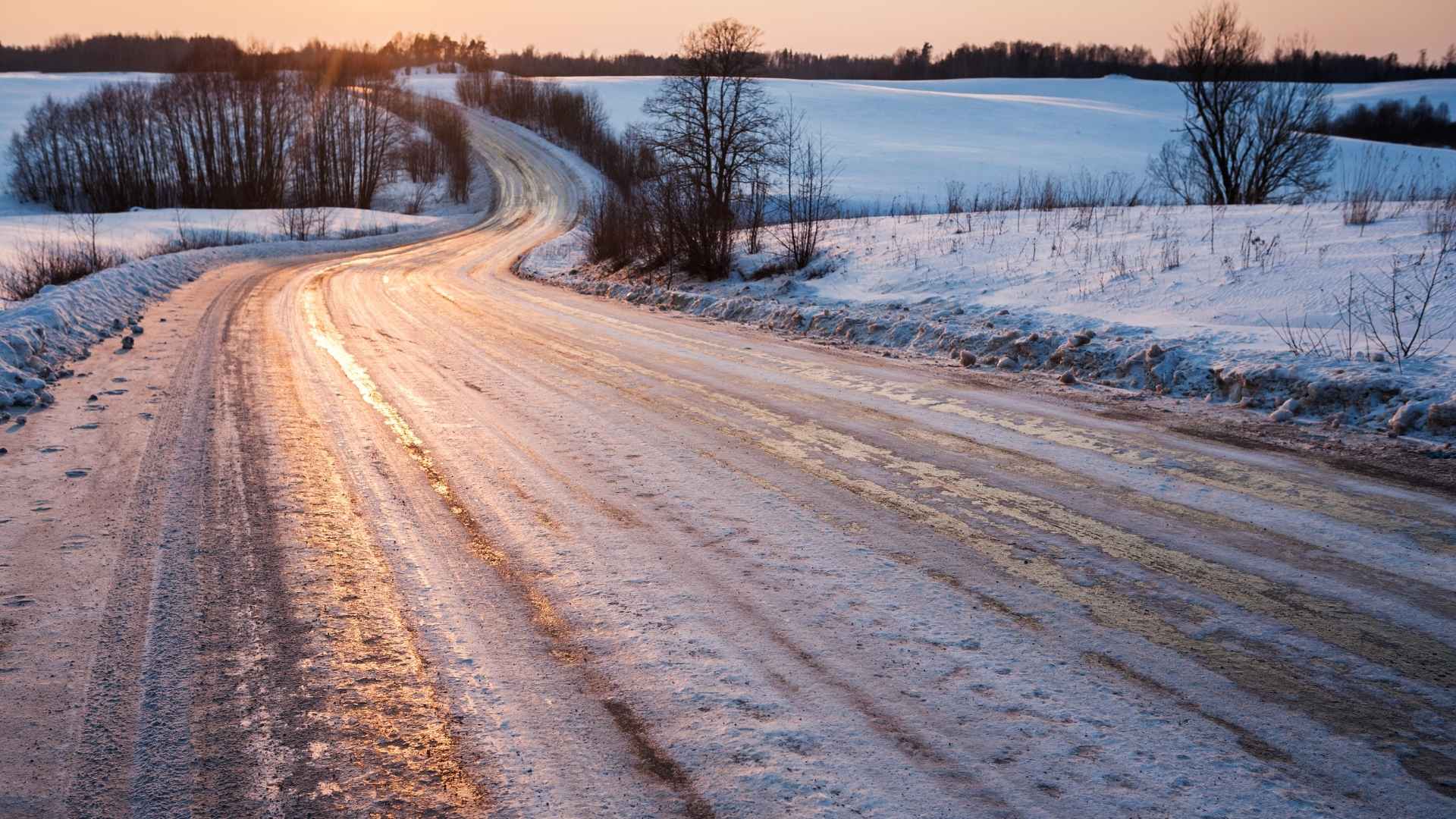 Photo d'une rue verglacé