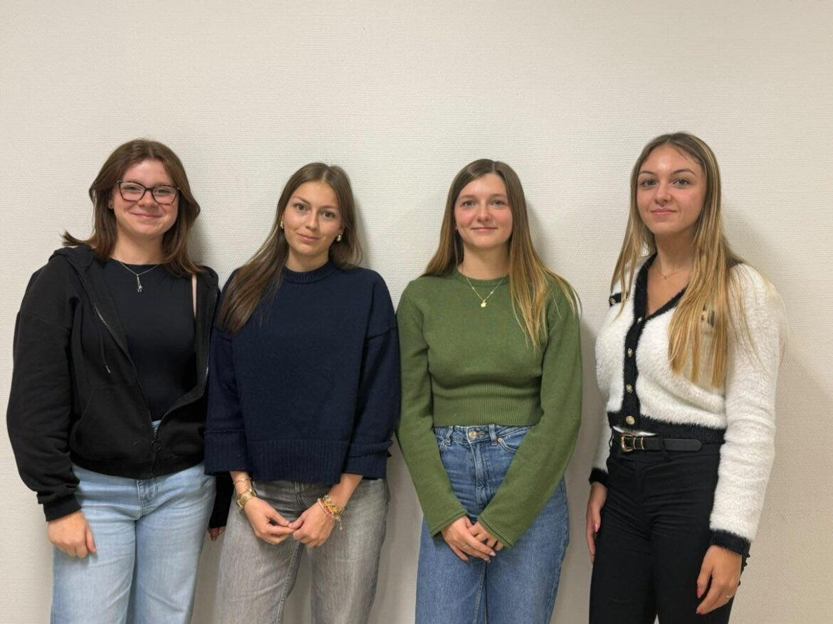 Camille-LAVOYE-et-ses-collegues