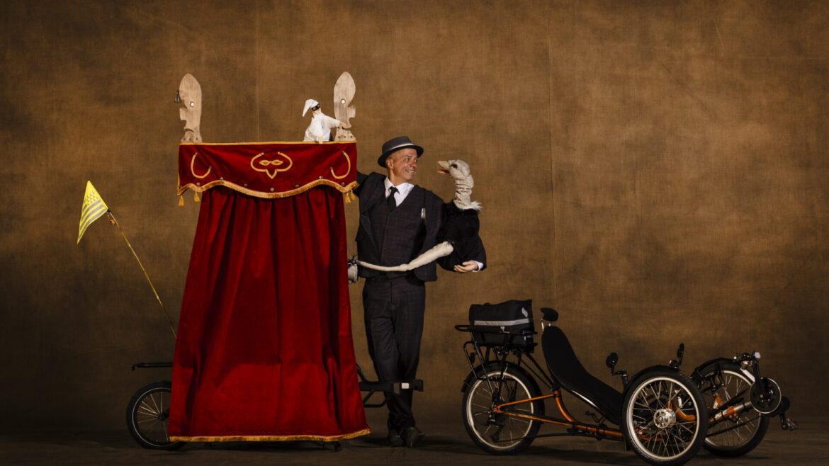 Photo du marionnettiste Philippe Saumont